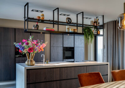 Keukenrek en taatsdeur met zijlichten Woning Meterik