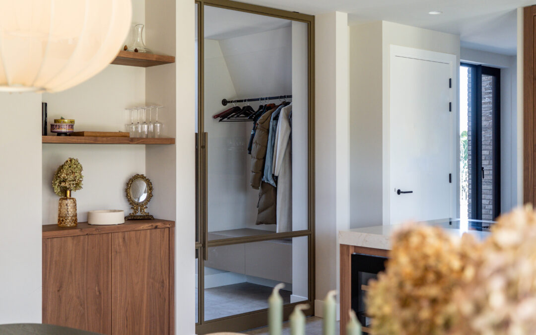 Exclusieve schuifdeuren en taatsdeur Woning Sevenum