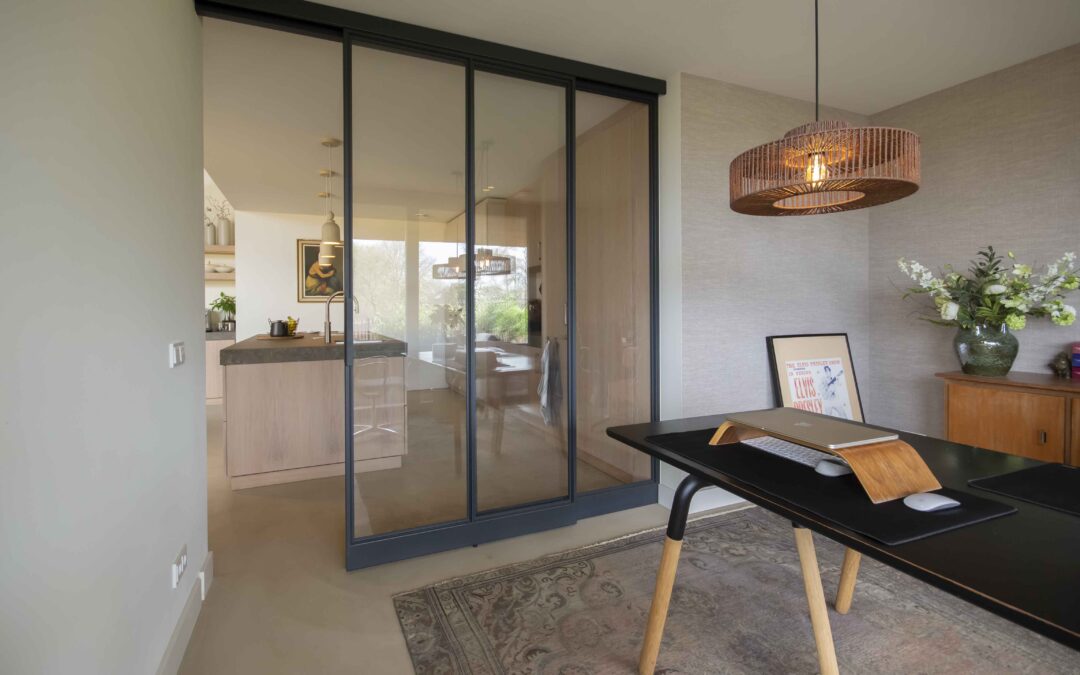 Stalen deuren in moderne woning – America